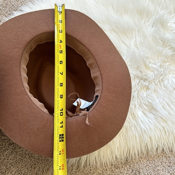 Lucky Brand Wool Hat - Picture 6 of 6